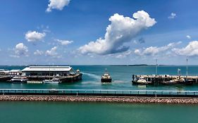Absolute Waterfront - Tropical Oasis Over The Water